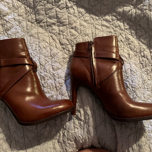 High heel ankle boots-size 7 NWOT - Picture 3 of 8